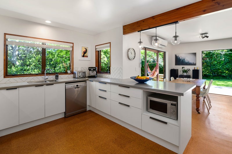 18 Shane Place, Lynmore, Rotorua - Carousel 2