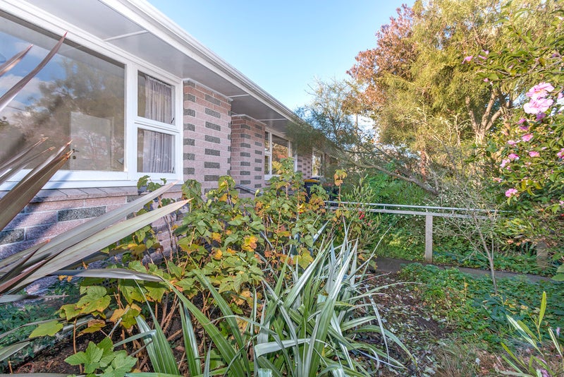 2/4 Wilfrid Street, Ilam, Christchurch - Carousel 2