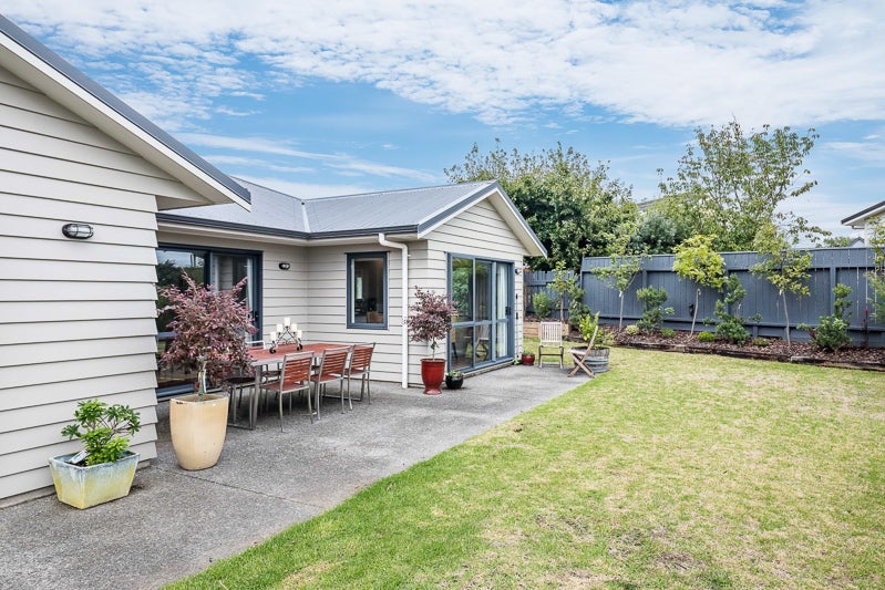 51 Hillcrest Road, Raumati Beach, Paraparaumu - Carousel 2