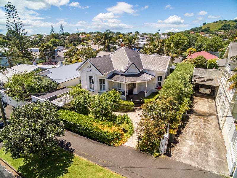 44 Kiwi Road, Stanley Point, Auckland - Carousel 25