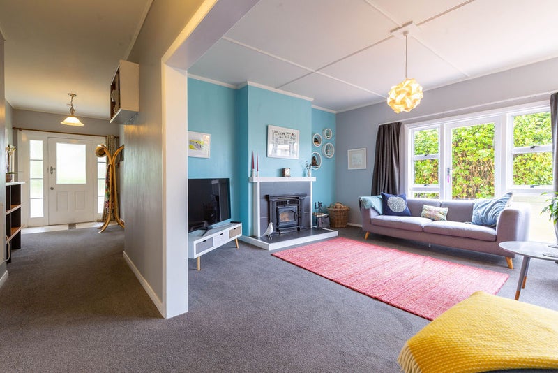 117 Grove Street, The Wood, Nelson - Carousel 1