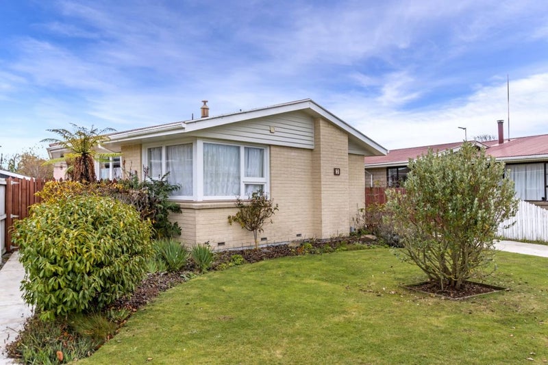 7 Glenrowan Avenue, Avondale, Christchurch - Carousel 1