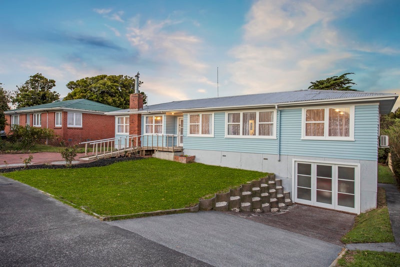 166 New Windsor Road, New Windsor, Auckland - Carousel 1