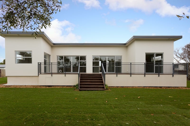 30 Cradock Street, South New Brighton, Christchurch - Carousel 1