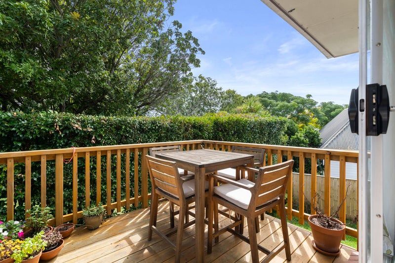 4/14 Ewen Alison Avenue, Devonport, Auckland - Carousel 2