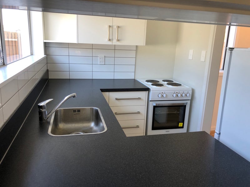 2/37 Avalon Street, Richmond, Christchurch - Carousel 2