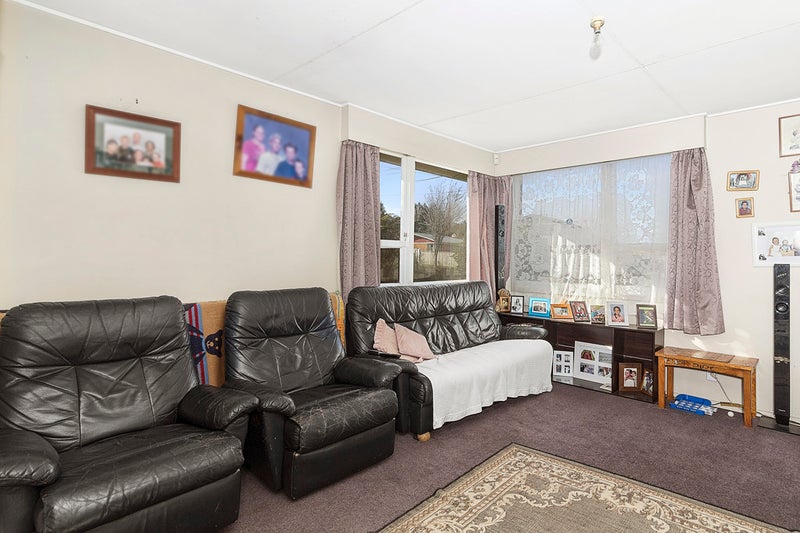 15 Bay Grove, Pukehangi, Rotorua - Carousel 2