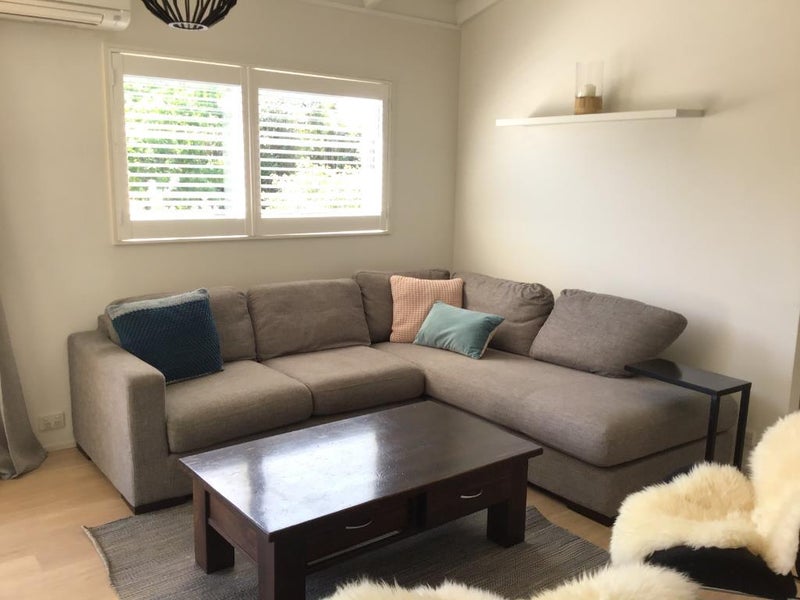 2/42 Fairlands Avenue, Waterview, Auckland - Carousel 1