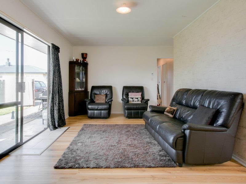 19B Hillary Crescent, Maraenui, Napier - Carousel 2