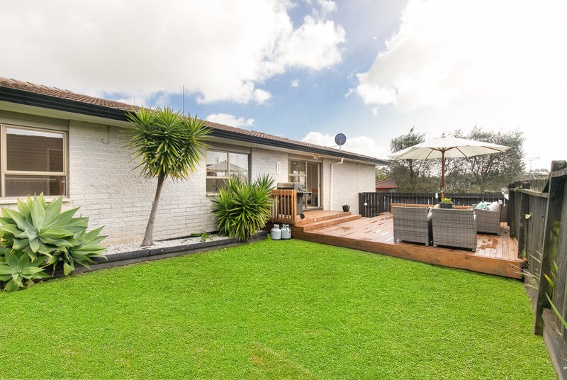 2/3 Rosca Lane, Sunnyhills, Auckland - Carousel 2