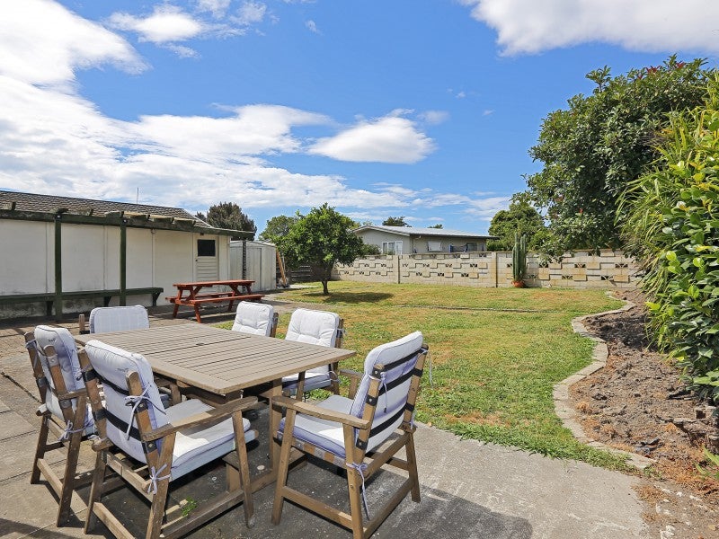 1016 Southland Road, Raureka, Hastings - Carousel 2