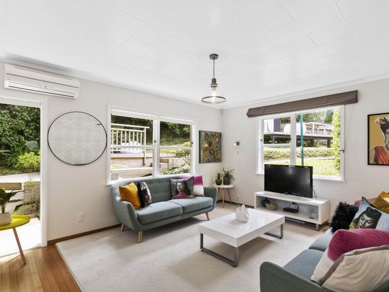 14 Collingwood Street, Ngaio, Wellington - Carousel 2