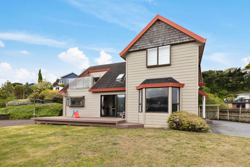 15 Thomas Street, Stokes Valley, Lower Hutt - Carousel 20