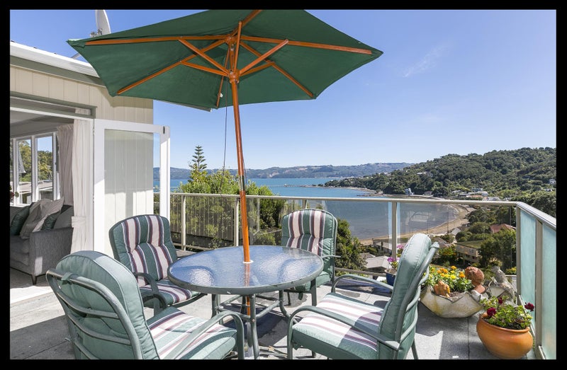73 Walter Road, Lowry Bay, Lower Hutt - Carousel 2
