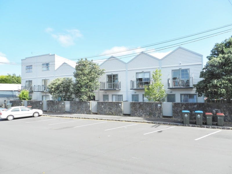 4F Dunbar Road, Mount Eden, Auckland - Carousel 5