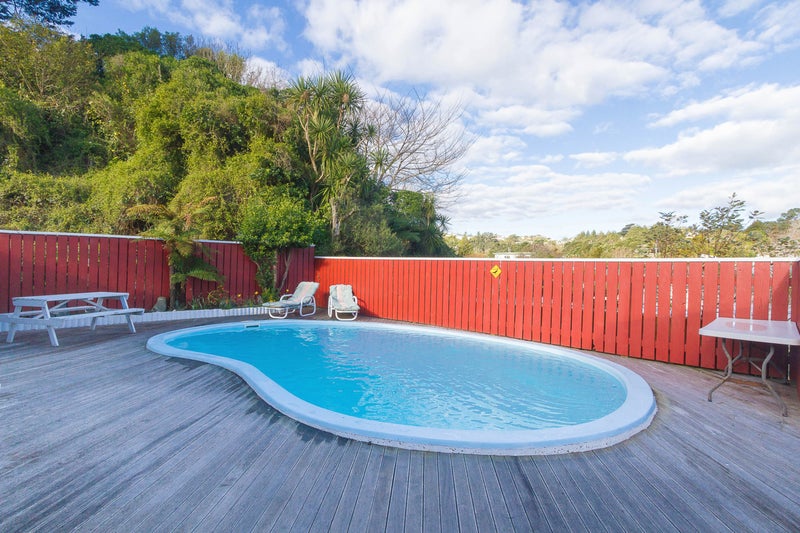 34 Batchelor Street, Newlands, Wellington - Carousel 20