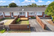 4/27 Nikau Street, New Lynn, Waitakere City, Auckland
