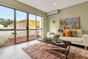 1/4 Ambrico Place, New Lynn, Waitakere City, Auckland