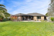 18 Sandalwood Place, Waimairi Beach, Christchurch City, Canterbury