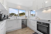 3/10 Shakespeare Road, Milford, North Shore City, Auckland