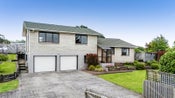 17 Caledonia Place, Highlands Park, New Plymouth, Taranaki