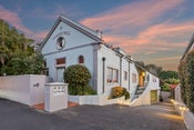 2/145 Victoria Road, Devonport, North Shore City, Auckland