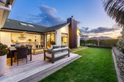 1 Tupare Place, Highlands Park, New Plymouth, Taranaki