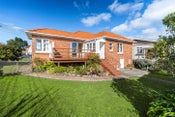 52 Old Lake road, Belmont, North Shore City, Auckland