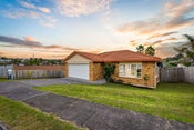 13 Ginders Drive, Massey, Waitakere City, Auckland