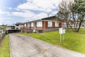 39 Manhattan Heights, Glendene, Waitakere City, Auckland