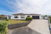14 Jordan Way, Kelvin Grove, Palmerston North, Manawatu / Whanganui
