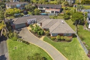15 Pickwick Parade, Mellons Bay, Manukau City, Auckland