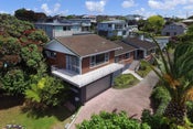 1/36 Masterton Road, Rothesay Bay, North Shore City, Auckland