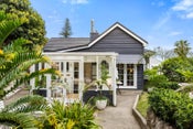 21 Hornsey Road, Bluff Hill, Napier, Hawke's Bay