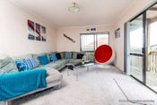 1/4180 Great North Road, Glendene, Waitakere City, Auckland