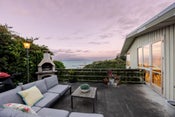5 Seapoint Road, Bluff Hill, Napier, Hawke's Bay