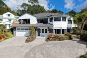 11 Pigeonwood Lane, Albany, North Shore City, Auckland