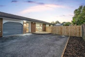2/24 Waimana Road, Conifer Grove, Papakura, Auckland