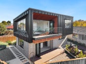 16 & 16A Maugham Drive, Bucklands Beach, Manukau City, Auckland