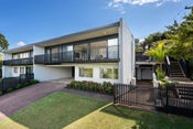 2/86 Seaview Road, Castor Bay, North Shore City, Auckland