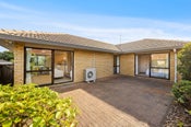 1/17 Penruddocke Road, Half Moon Bay, Manukau City, Auckland