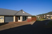 4/66 Kawaha Point Road, Kawaha Point, Rotorua, Bay Of Plenty