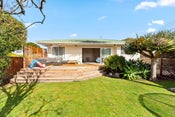 1/296 Wairau Road, Glenfield, North Shore City, Auckland