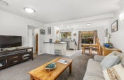 2/4 Ellesmere Avenue, Miramar, Wellington, Wellington