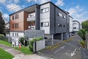 111/8 Gray Avenue, Mangere East, Manukau City, Auckland