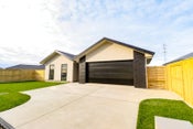 42 Sardinia Grove, Fitzherbert, Palmerston North, Manawatu / Whanganui