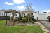 188 Beach Haven Road, Beach Haven, North Shore City, Auckland