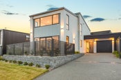 2B Kaiaho Close, Aotea, Porirua, Wellington