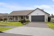 1/7 Amadeus Place, Northpark, Manukau City, Auckland