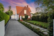 1 Rewa Road, Three Kings, Auckland City, Auckland